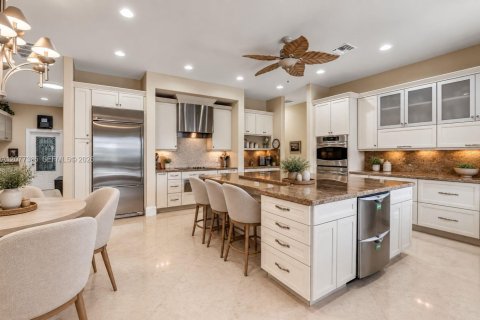 Casa en venta en Lighthouse Point, Florida, 5 dormitorios, 553.88 m2 № 2353750 - foto 18