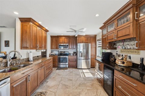 House in New Port Richey, Florida 3 bedrooms, 248.7 sq.m. № 1526911 - photo 21