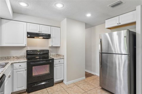 Villa ou maison à vendre à Saint Petersburg, Floride: 2 chambres, 93.65 m2 № 2429453 - photo 7