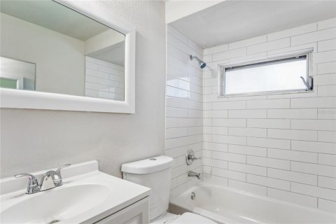 Villa ou maison à vendre à Saint Petersburg, Floride: 2 chambres, 93.65 m2 № 2429453 - photo 15