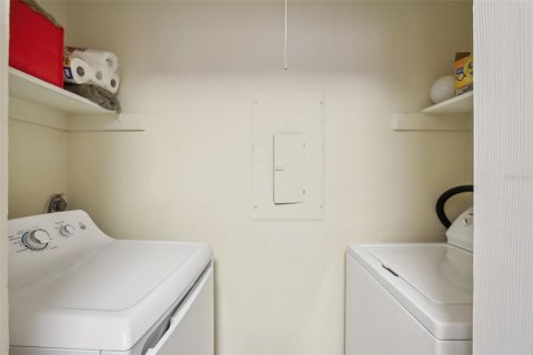 Купить кондоминиум в Палм-Харбор, Флорида 8 комнат, 130.99м2, № 2149238 - фото 29