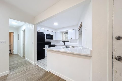 Condominio en alquiler en Kissimmee, Florida, 2 dormitorios, 87.14 m2 № 1919030 - foto 6