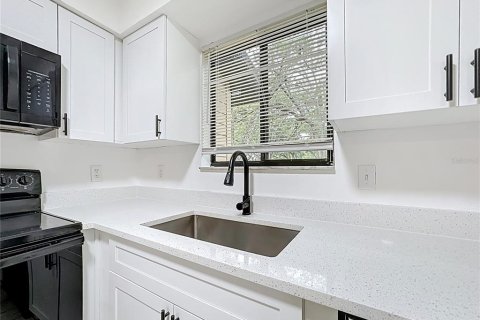 Condominio en alquiler en Kissimmee, Florida, 2 dormitorios, 87.14 m2 № 1919030 - foto 3