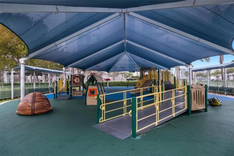 Copropriété à vendre à Aventura, Floride: 2 chambres, 134.99 m2 № 2056879 - photo 21