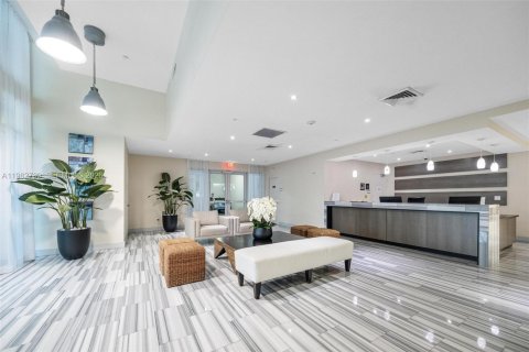 Copropriété à vendre à Aventura, Floride: 2 chambres, 134.99 m2 № 2056879 - photo 17