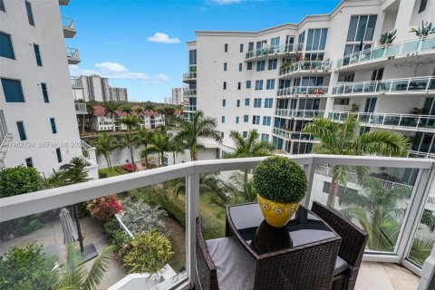 Copropriété à vendre à Aventura, Floride: 2 chambres, 134.99 m2 № 2056879 - photo 14