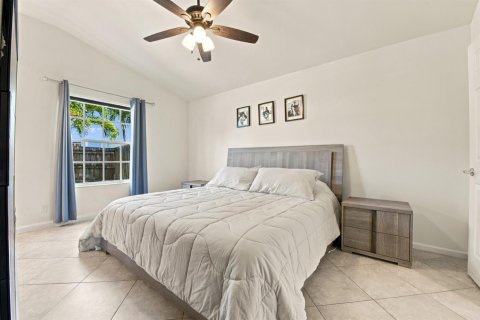 Villa ou maison à vendre à Boynton Beach, Floride: 2 chambres, 125.79 m2 № 2370217 - photo 13