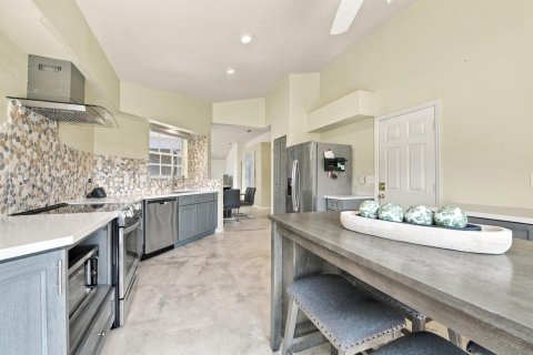Villa ou maison à vendre à Boynton Beach, Floride: 2 chambres, 125.79 m2 № 2370217 - photo 3