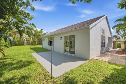 Villa ou maison à vendre à Boynton Beach, Floride: 2 chambres, 125.79 m2 № 2370217 - photo 24