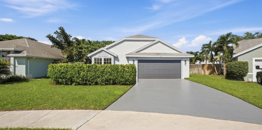 Villa ou maison à Boynton Beach, Floride 2 chambres, 125.79 m2 № 2370217