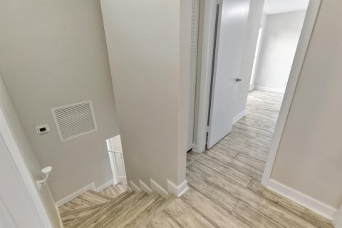 Купить таунхаус в Палм-Бич-Гарденс, Флорида 5 комнат, 107.49м2, № 2082469 - фото 27