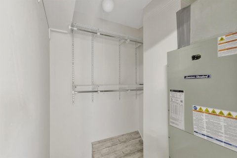 Купить таунхаус в Палм-Бич-Гарденс, Флорида 5 комнат, 107.49м2, № 2082469 - фото 30