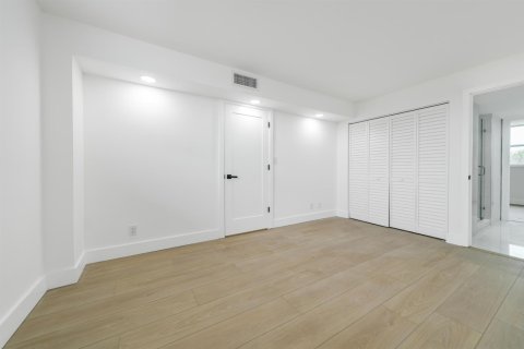 Copropriété à louer à Boca Raton, Floride: 3 chambres, 120.77 m2 № 2168710 - photo 28