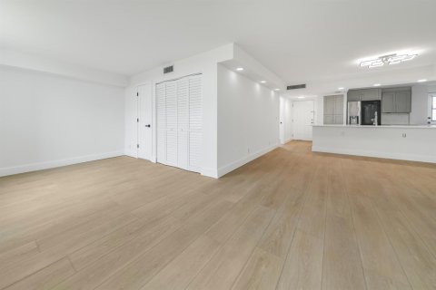 Copropriété à louer à Boca Raton, Floride: 3 chambres, 120.77 m2 № 2168710 - photo 11