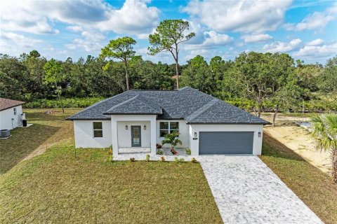 Villa ou maison à North Port, Floride 3 chambres, 138.89 m2 № 2141993