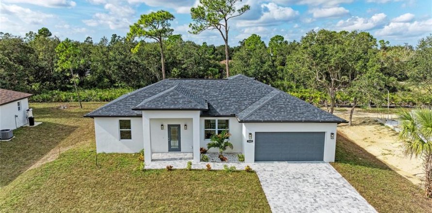 Villa ou maison à North Port, Floride 3 chambres, 138.89 m2 № 2141993