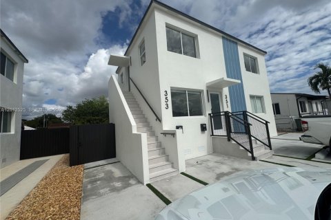 Appartement à louer à Hialeah, Floride: 2 chambres № 2434407 - photo 2