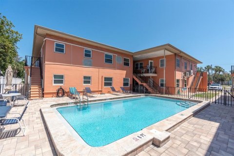 Copropriété à vendre à Saint Pete Beach, Floride: 2 chambres, 77.57 m2 № 2119062 - photo 17