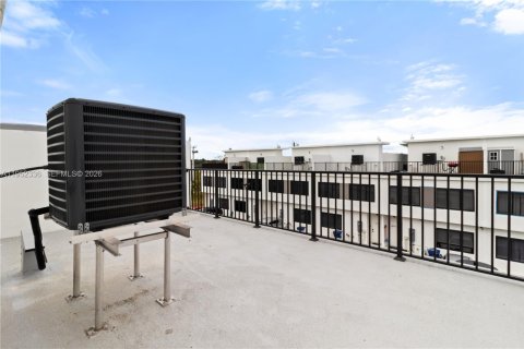 Touwnhouse à vendre à Homestead, Floride: 4 chambres, 129.88 m2 № 2089838 - photo 23