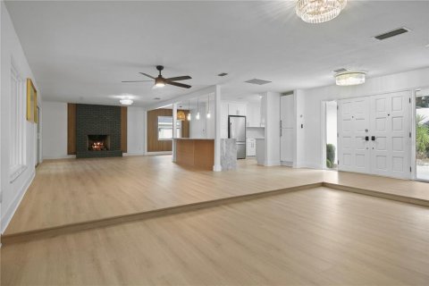 Casa en venta en Maitland, Florida, 3 dormitorios, 278.71 m2 № 2120356 - foto 28