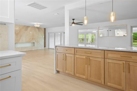 Casa en venta en Maitland, Florida, 3 dormitorios, 278.71 m2 № 2120356 - foto 15
