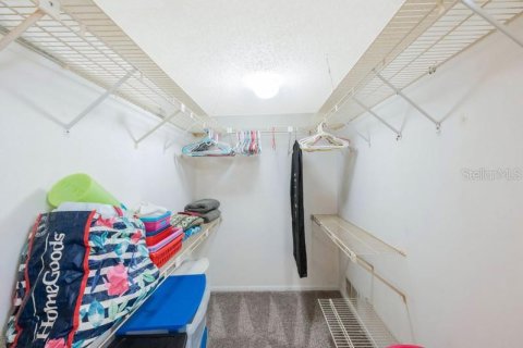 Condo in Saint Petersburg, Florida, 2 bedrooms № 2215904 - photo 28