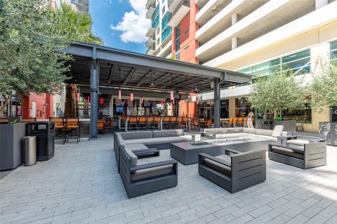 Condo in Tampa, Florida, 2 bedrooms  № 1654060 - photo 24