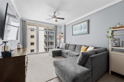 Condo in Tampa, Florida, 2 bedrooms  № 1654060 - photo 8