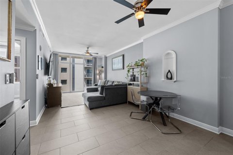 Condo in Tampa, Florida, 2 bedrooms  № 1654060 - photo 7
