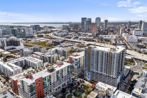 Condo in Tampa, Florida, 2 bedrooms  № 1654060 - photo 27