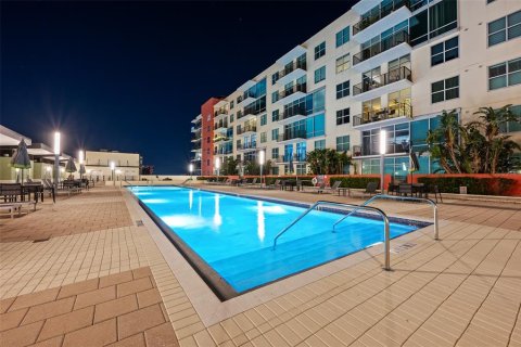 Condo in Tampa, Florida, 2 bedrooms  № 1654060 - photo 20
