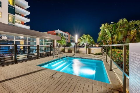 Condo in Tampa, Florida, 2 bedrooms  № 1654060 - photo 21