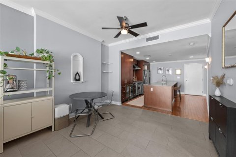 Condo in Tampa, Florida, 2 bedrooms  № 1654060 - photo 6
