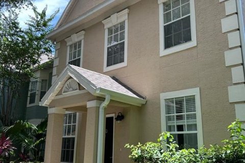 Condominio en alquiler en Orlando, Florida, 2 dormitorios, 101.64 m2 № 1823322 - foto 1