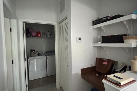 Condominio en alquiler en Orlando, Florida, 2 dormitorios, 101.64 m2 № 1823322 - foto 15