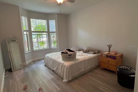 Condominio en alquiler en Orlando, Florida, 2 dormitorios, 101.64 m2 № 1823322 - foto 18