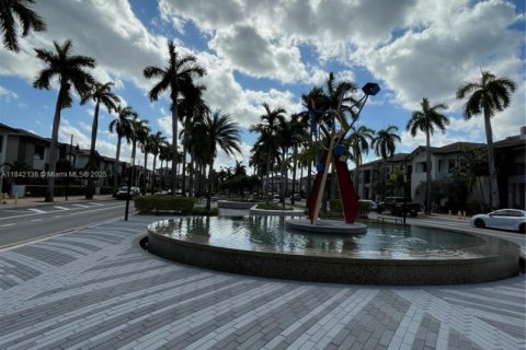 Condo in Doral, Florida, 3 bedrooms in URBANA  № 1834495 - photo 2