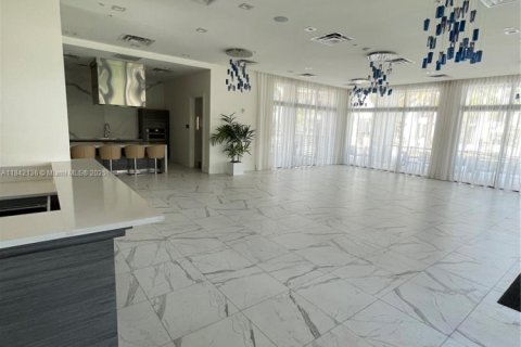 Condo in Doral, Florida, 3 bedrooms in URBANA  № 1834495 - photo 4