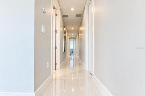 Copropriété à vendre à Orlando, Floride: 4 chambres, 294.69 m2 № 2427510 - photo 13