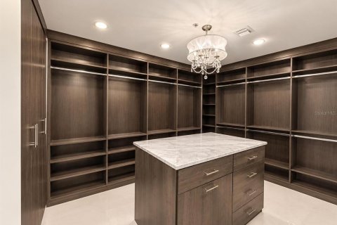 Copropriété à vendre à Orlando, Floride: 4 chambres, 294.69 m2 № 2427510 - photo 19