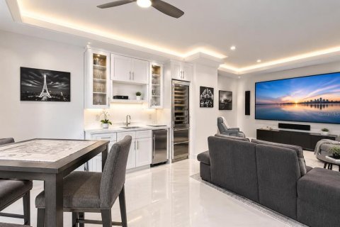 Copropriété à vendre à Orlando, Floride: 4 chambres, 294.69 m2 № 2427510 - photo 26