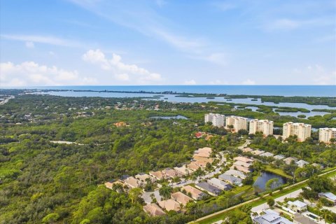 Villa ou maison à louer à Osprey, Floride: 3 chambres, 214.23 m2 № 2386415 - photo 3