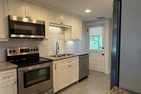Appartement à louer à Tampa, Floride: 1 chambre, 69.12 m2 № 2424404 - photo 8