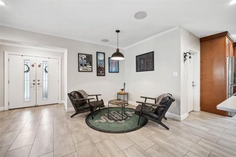 Casa en venta en Saint Petersburg, Florida, 4 dormitorios, 280.19 m2 № 1757105 - foto 10