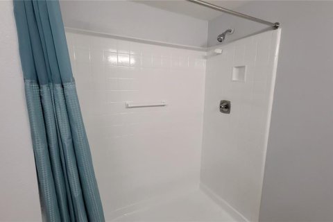 House in Clearwater, Florida 2 bedrooms, 111.48 sq.m. № 1551416 - photo 17