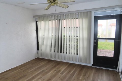 Купить виллу или дом в Клируотер, Флорида 4 комнаты, 111.48м2, № 1551416 - фото 11