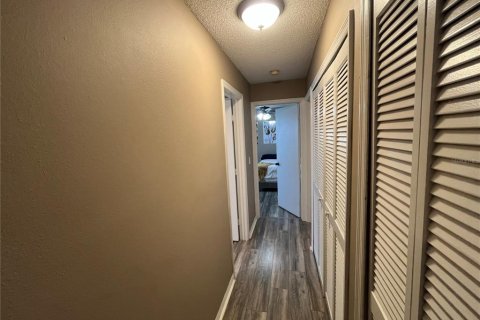 Condo in Orlando, Florida, 2 bedrooms  № 1906018 - photo 10