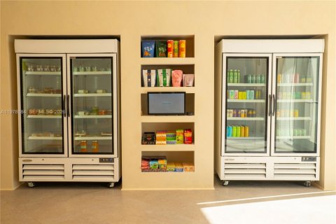 Apartamento en alquiler en Miami, Florida, 56.11 m2 № 2042611 - foto 12