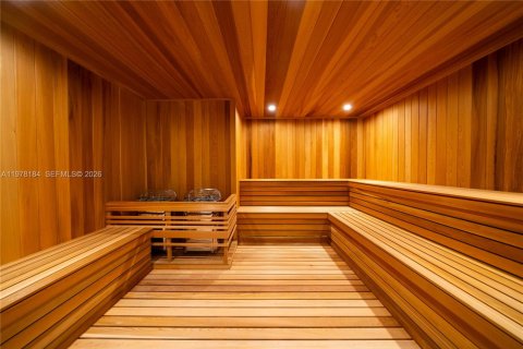 Apartamento en alquiler en Miami, Florida, 56.11 m2 № 2042611 - foto 10