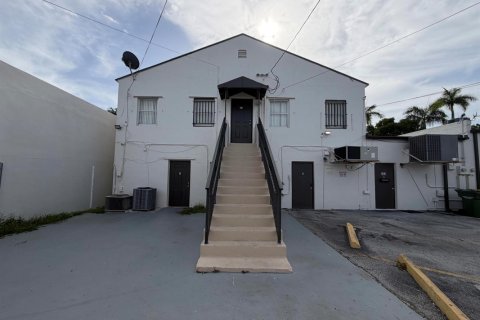 Apartamento en alquiler en Homestead, Florida, 2 dormitorios, 439.61 m2 № 2177229 - foto 11